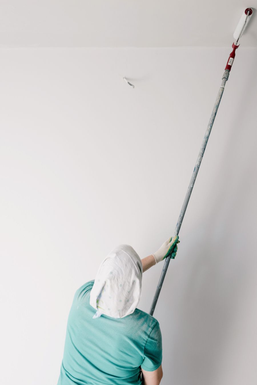 Peinture d'un plafond au rouleau